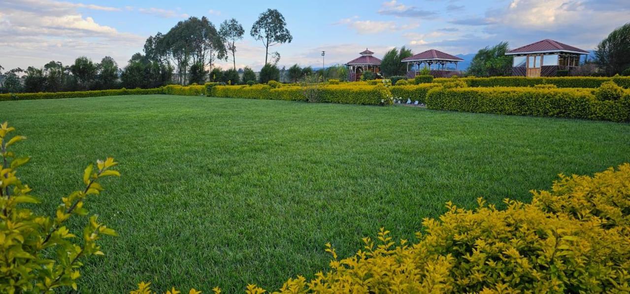 Juniper Park Resort Nyahururu Exteriér fotografie